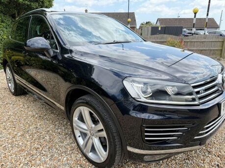 Volkswagen Touareg 3.0 TDI V6 R-Line Plus Tiptronic 4WD Euro 6 (s/s) 5dr 9