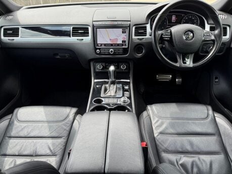 Volkswagen Touareg 3.0 TDI V6 R-Line Plus Tiptronic 4WD Euro 6 (s/s) 5dr 21