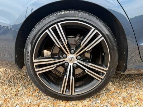Volvo V60 2.0 D3 Inscription Pro Auto Euro 6 (s/s) 5dr 14
