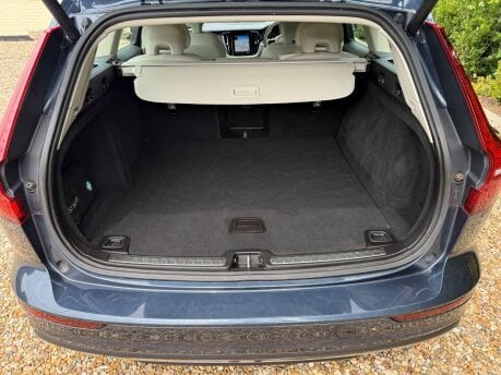 Volvo V60 2.0 D3 Inscription Pro Auto Euro 6 (s/s) 5dr 27