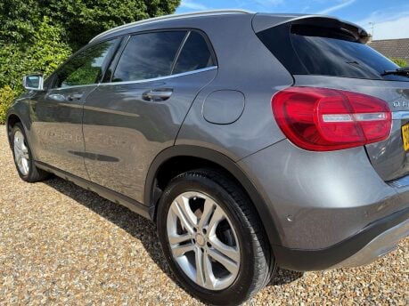 Mercedes-Benz GLA 2.1 GLA220d Sport (Premium Plus) 7G-DCT 4MATIC Euro 6 (s/s) 5dr 12