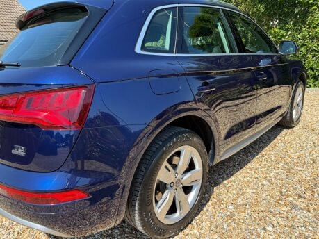 Audi Q5 2.0 TDI Sport S Tronic quattro Euro 6 (s/s) 5dr 8