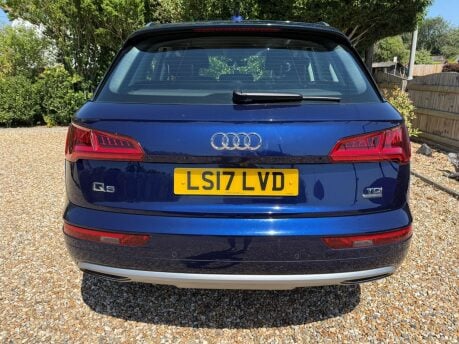 Audi Q5 2.0 TDI Sport S Tronic quattro Euro 6 (s/s) 5dr 9