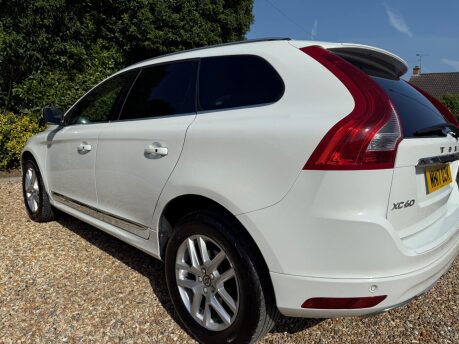Volvo XC60 2.4 D5 SE Lux Nav Auto AWD Euro 6 (s/s) 5dr 12