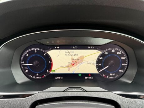 Volkswagen Passat 2.0 TDI R-Line DSG Euro 6 (s/s) 5dr 17