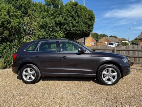 Audi Q5 2.0 TDI SE S Tronic quattro Euro 5 (s/s) 5dr 4