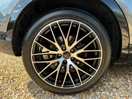 Audi Q3 2.0 TDI Black Edition Euro 6 (s/s) 5dr 14