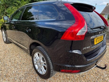 Volvo XC60 2.4 D5 SE Lux Nav Geartronic AWD Euro 5 5dr 12