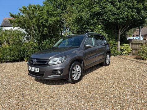 Volkswagen Tiguan 2.0 TDI BlueMotion Tech Match DSG 4WD Euro 5 (s/s) 5dr