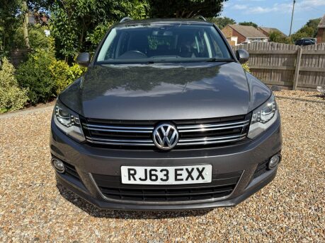 Volkswagen Tiguan 2.0 TDI BlueMotion Tech Match DSG 4WD Euro 5 (s/s) 5dr 8