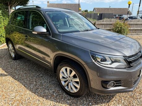 Volkswagen Tiguan 2.0 TDI BlueMotion Tech Match DSG 4WD Euro 5 (s/s) 5dr 9