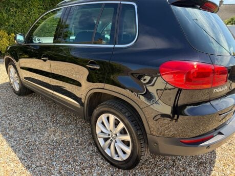 Volkswagen Tiguan 2.0 TDI BlueMotion Tech Match DSG 4WD Euro 6 (s/s) 5dr 10