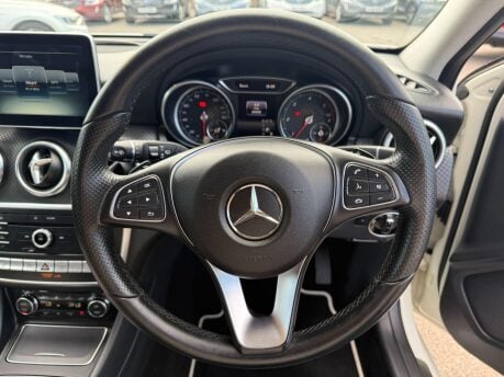 Mercedes-Benz A Class 2.1 A200d Sport (Premium) 7G-DCT Euro 6 (s/s) 5dr 12