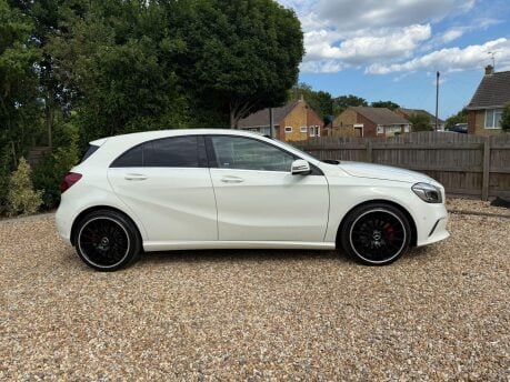 Mercedes-Benz A Class 2.1 A200d Sport (Premium) 7G-DCT Euro 6 (s/s) 5dr 4