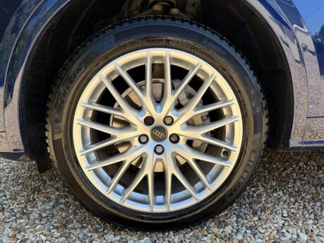 Audi Q5 2.0 TDI S line S Tronic quattro Euro 6 (s/s) 5dr 12