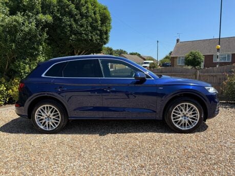 Audi Q5 2.0 TDI S line S Tronic quattro Euro 6 (s/s) 5dr 4