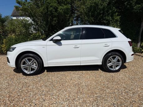 Audi Q5 2.0 TFSI S line S Tronic quattro Euro 6 (s/s) 5dr 3