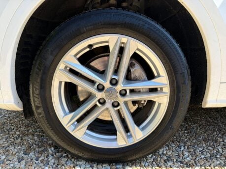 Audi Q5 2.0 TFSI S line S Tronic quattro Euro 6 (s/s) 5dr 12