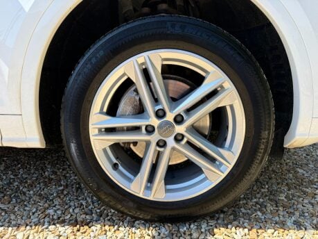 Audi Q5 2.0 TFSI S line S Tronic quattro Euro 6 (s/s) 5dr 13