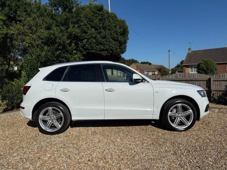 Audi Q5 2.0 TDI S line Plus S Tronic quattro Euro 6 (s/s) 5dr 4