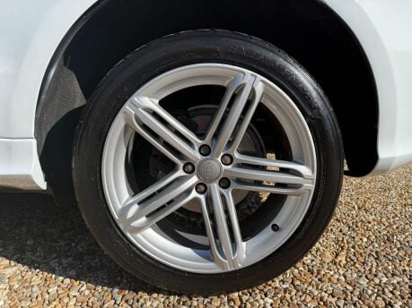 Audi Q5 2.0 TDI S line Plus S Tronic quattro Euro 6 (s/s) 5dr 11