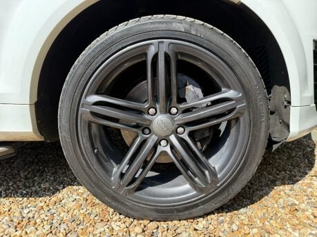 Audi Q7 3.0 TDI V6 S line Sport Edition Tiptronic quattro Euro 5 (s/s) 5dr 16