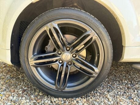 Audi Q7 3.0 TDI V6 S line Sport Edition Tiptronic quattro Euro 5 (s/s) 5dr 14
