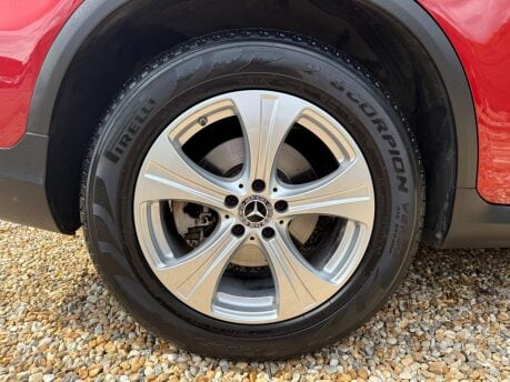 Mercedes-Benz GLC 2.1 GLC220d Sport (Premium Plus) G-Tronic 4MATIC Euro 6 (s/s) 5dr 16