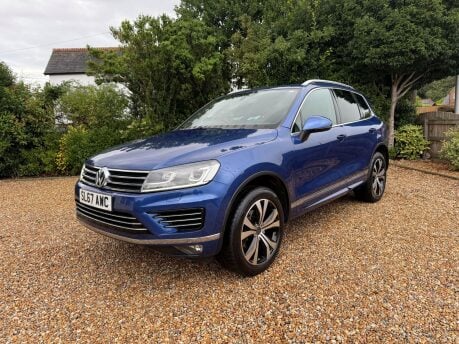Volkswagen Touareg 3.0 TDI V6 R-Line Tiptronic 4WD Euro 6 (s/s) 5dr 1