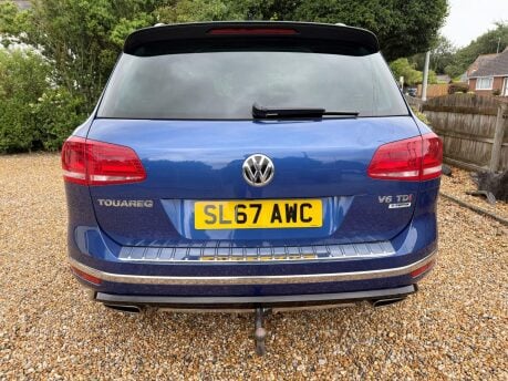 Volkswagen Touareg 3.0 TDI V6 R-Line Tiptronic 4WD Euro 6 (s/s) 5dr 11