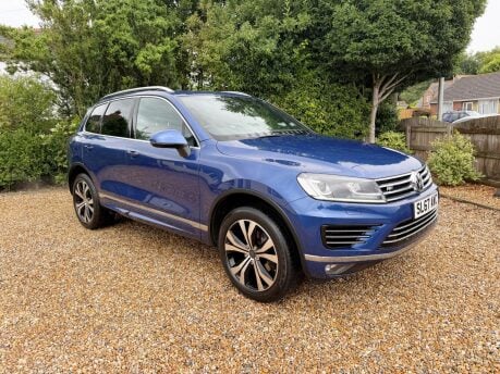 Volkswagen Touareg 3.0 TDI V6 R-Line Tiptronic 4WD Euro 6 (s/s) 5dr 4