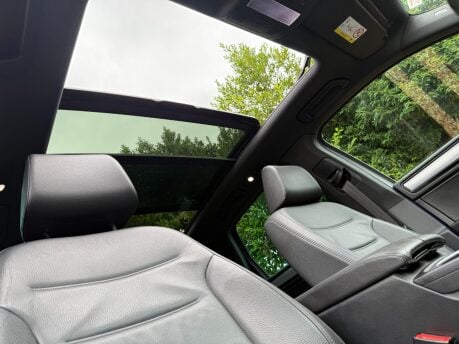 Volkswagen Touareg 3.0 TDI V6 R-Line Tiptronic 4WD Euro 6 (s/s) 5dr 3