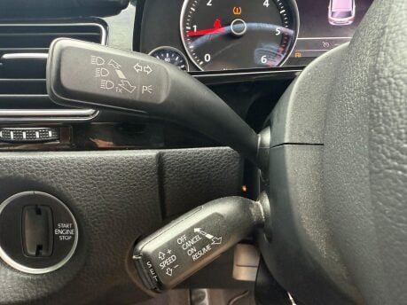Volkswagen Touareg 3.0 TDI V6 R-Line Tiptronic 4WD Euro 6 (s/s) 5dr 18