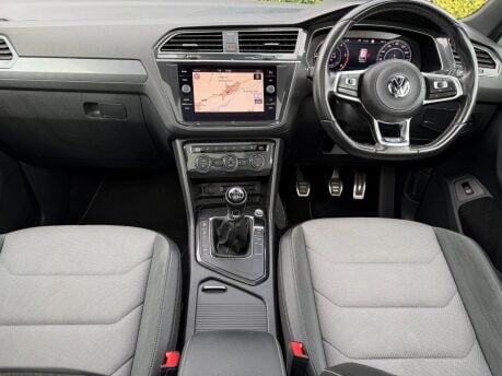 Volkswagen Tiguan 2.0 TDI R-Line Euro 6 (s/s) 5dr 23