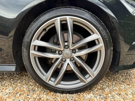 Audi A6 2.0 TDI ultra Black Edition S Tronic Euro 6 (s/s) 5dr 13
