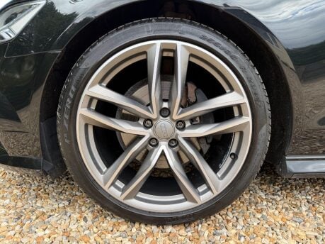 Audi A6 2.0 TDI ultra Black Edition S Tronic Euro 6 (s/s) 5dr 12