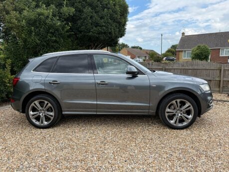 Audi Q5 2.0 TDI S line Plus S Tronic quattro Euro 5 (s/s) 5dr 4