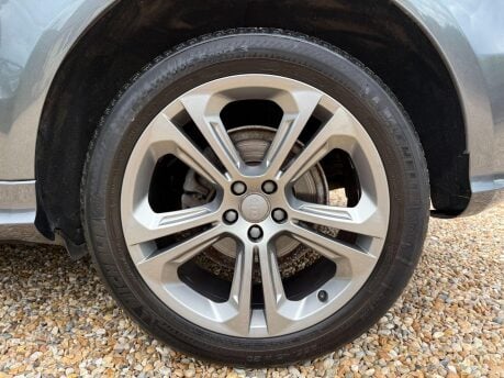 Audi Q5 2.0 TDI S line Plus S Tronic quattro Euro 5 (s/s) 5dr 12