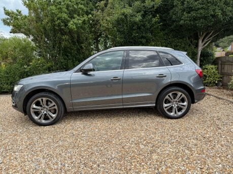 Audi Q5 2.0 TDI S line Plus S Tronic quattro Euro 5 (s/s) 5dr 3