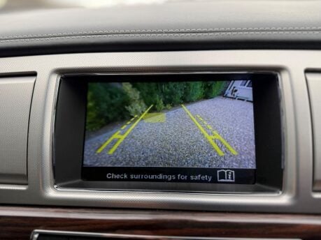 Jaguar XF 2.2d Portfolio Sportbrake Auto Euro 5 (s/s) 5dr 21