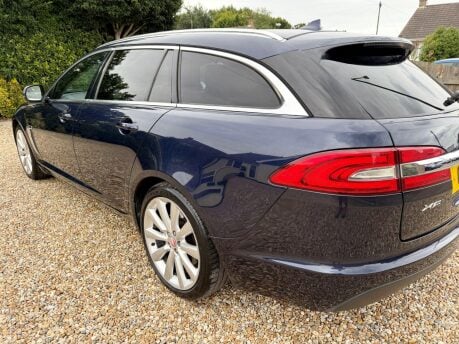 Jaguar XF 2.2d Portfolio Sportbrake Auto Euro 5 (s/s) 5dr 10