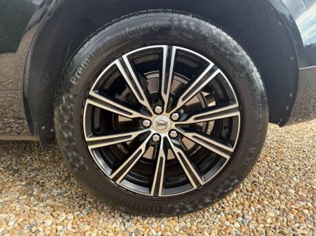 Volvo XC60 2.0 D5 PowerPulse Inscription Auto AWD Euro 6 (s/s) 5dr 11