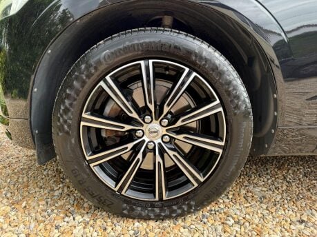 Volvo XC60 2.0 D5 PowerPulse Inscription Auto AWD Euro 6 (s/s) 5dr 12