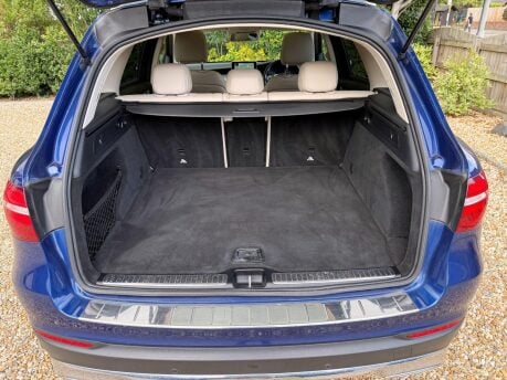 Mercedes-Benz GLC 2.1 GLC220d Sport (Premium Plus) G-Tronic 4MATIC Euro 6 (s/s) 5dr 25