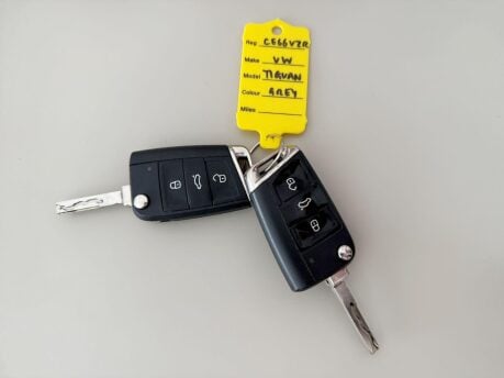 Volkswagen Tiguan 2.0 TDI BlueMotion Tech SEL Euro 6 (s/s) 5dr 19