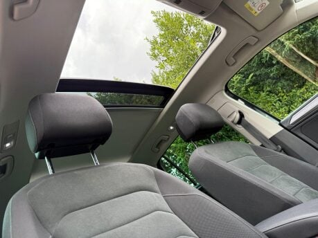 Volkswagen Tiguan 2.0 TDI BlueMotion Tech SEL Euro 6 (s/s) 5dr 3