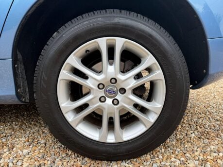 Volvo XC60 2.4 D5 SE Lux Nav Geartronic AWD Euro 5 5dr 12