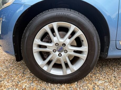 Volvo XC60 2.4 D5 SE Lux Nav Geartronic AWD Euro 5 5dr 13