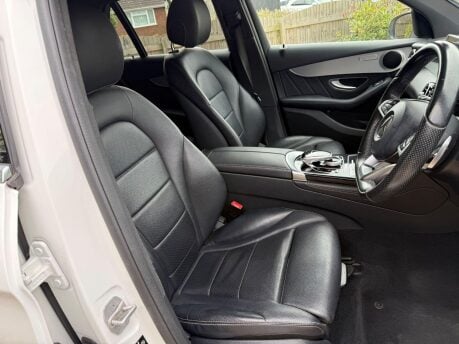 Mercedes-Benz GLC 2.1 GLC250d AMG Line G-Tronic 4MATIC Euro 6 (s/s) 5dr 25