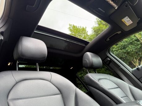 Mercedes-Benz GLC 2.1 GLC220d AMG Line (Premium) G-Tronic 4MATIC Euro 6 (s/s) 5dr 3